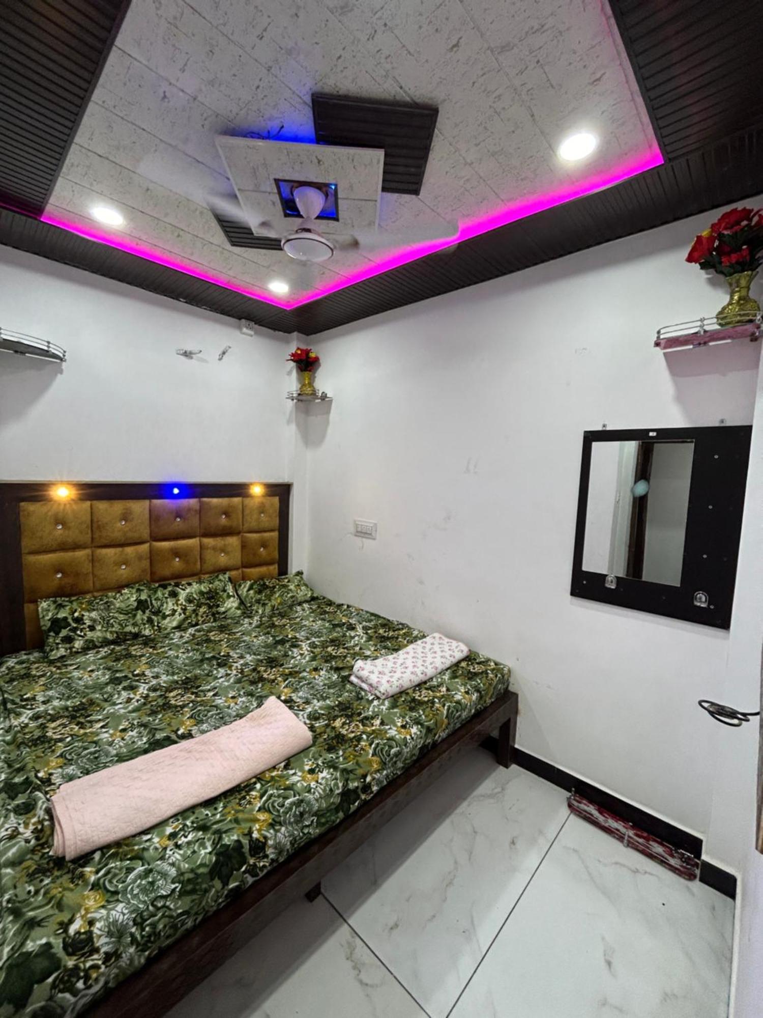 Bombay Hotel Ujjain Exterior foto